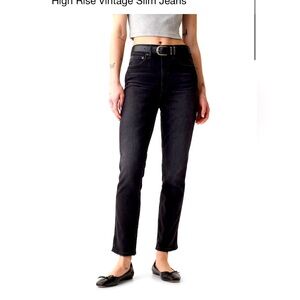 GAP- High Rise Vintage Slim Jeans